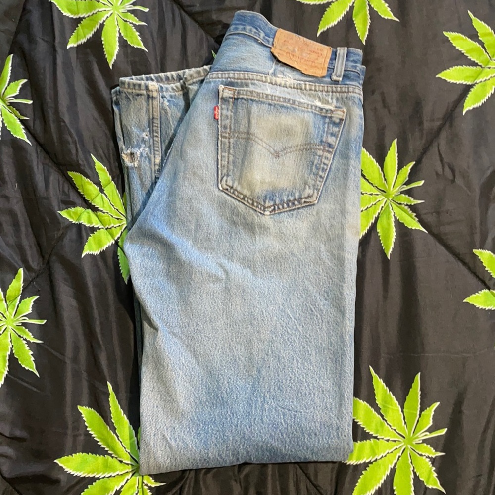 Vintage Levi 501 button fly Jeans